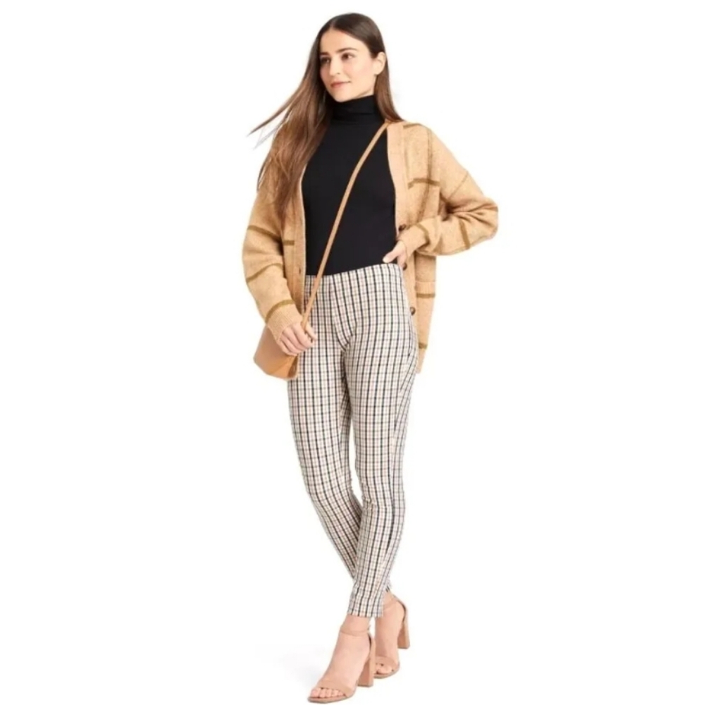 NWT Women's high rise